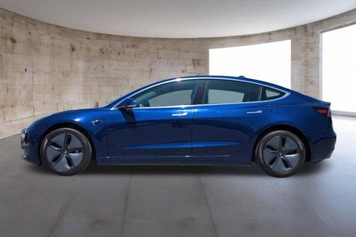 2019 Tesla Model 3 Standard Range Plus