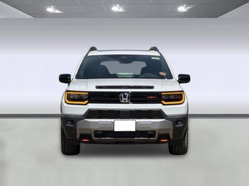 Platinum White Pearl 2026 Honda Passport AWD TrailSport