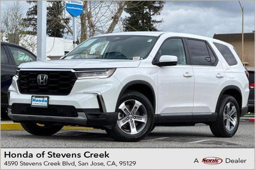 Platinum White Pearl 2023 Honda Pilot 2WD EX-L 7 Passenger