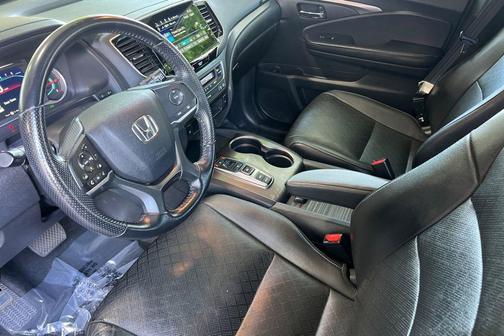 Modern Steel Metallic 2019 Honda Passport EX-L