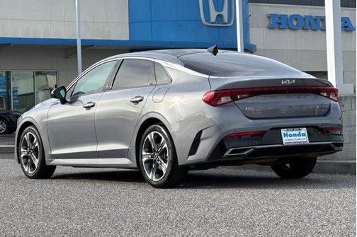 2022 Kia K5 EX