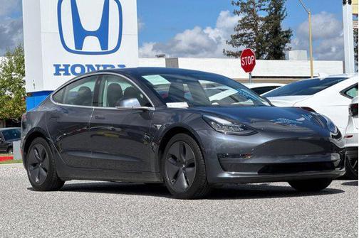 Gray 2018 Tesla Model 3 Long Range