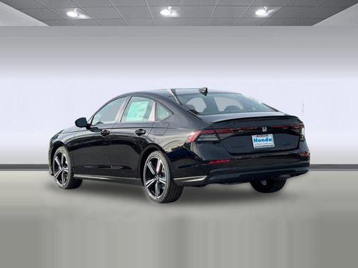 Crystal Black Pearl 2026 Honda Accord Hybrid Sport