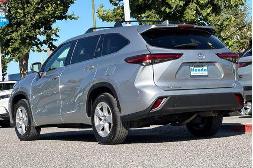 2020 Toyota Highlander L