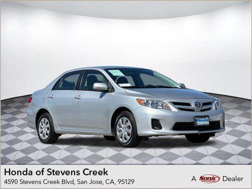2011 Toyota Corolla LE