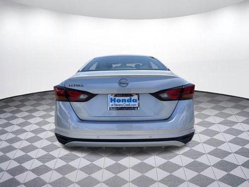 2024 Nissan Altima S FWD