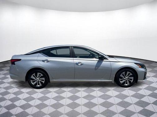 2024 Nissan Altima S FWD