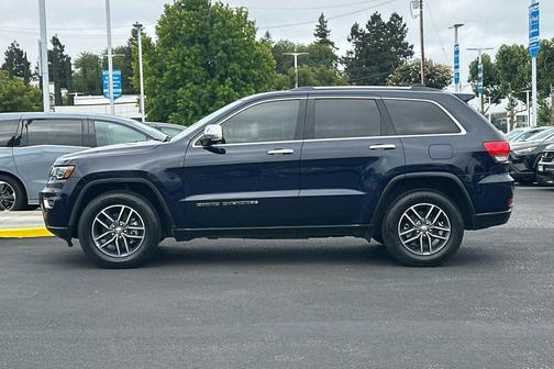 True Blue Pearlcoat 2017 Jeep Grand Cherokee Limited