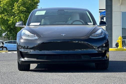 Solid Black 2019 Tesla Model 3 Mid Range