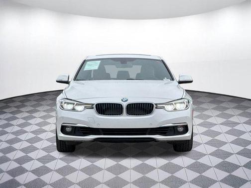 2017 BMW 330e iPerformance