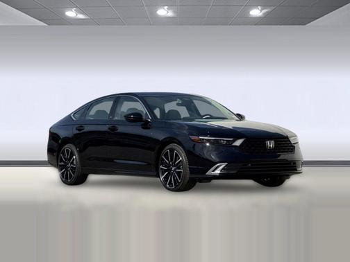 Crystal Black Pearl 2026 Honda Accord Hybrid Touring