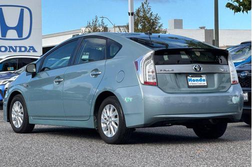 2012 Toyota Prius Plug-in Advanced