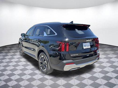 2024 Kia Sorento S