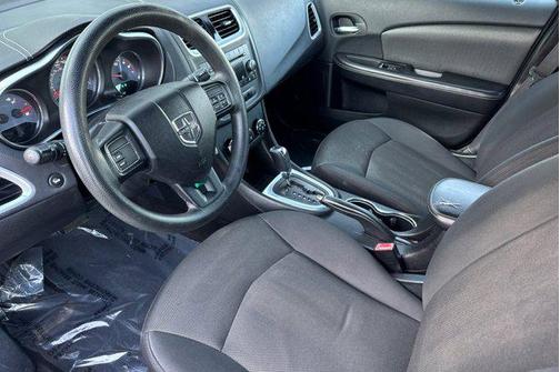 2013 Dodge Avenger SE