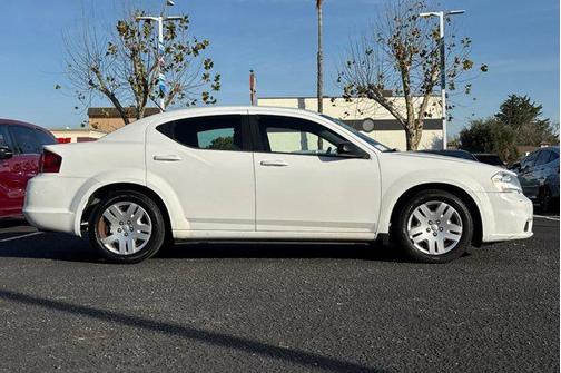 2013 Dodge Avenger SE