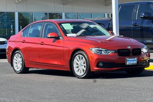 Sunset Orange Metallic 2018 BMW 320 i