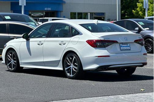 Platinum White Pearl 2024 Honda Civic Touring