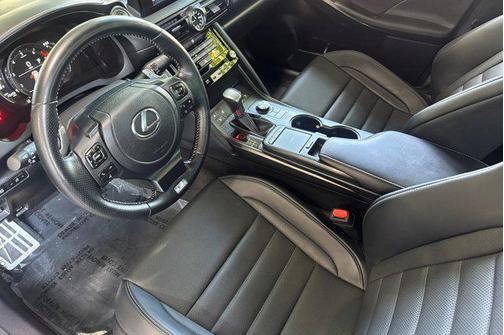 incognito 2025 Lexus IS 350 Base