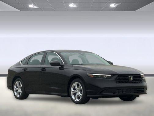 2025 Honda Accord LX 1.5T