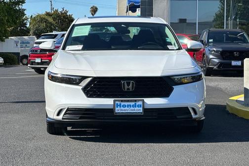 Platinum White Pearl 2023 Honda Accord EX