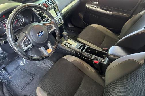 Crystal Black Silica 2017 Subaru Crosstrek 2.0i Premium