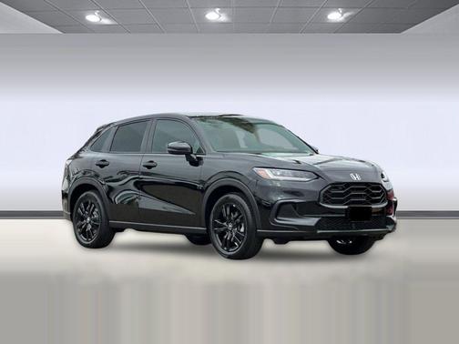 Crystal Black Pearl 2027 Honda HR-V Sport