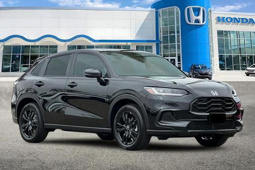Crystal Black Pearl 2027 Honda HR-V Sport