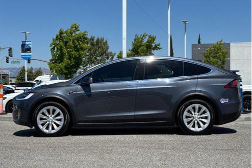 2018 Tesla Model X 75D