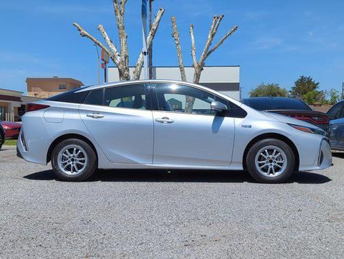 2018 Toyota Prius Prime Plus