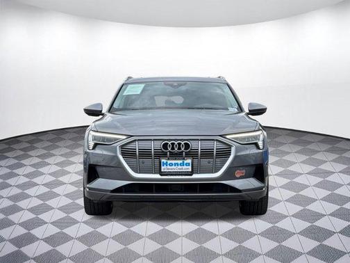 2019 Audi e-tron Premium Plus