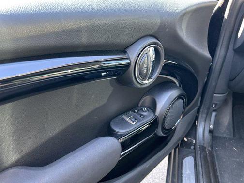 2022 MINI Hardtop Cooper S