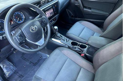 Black Sand Pearl 2018 Toyota Corolla LE
