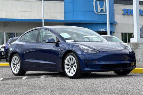 Deep Blue Metallic 2023 Tesla Model 3 Standard Range