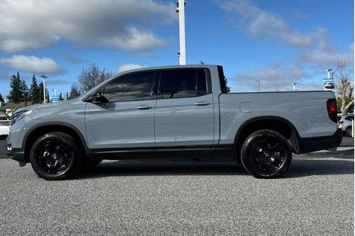 2025 Honda Ridgeline Black