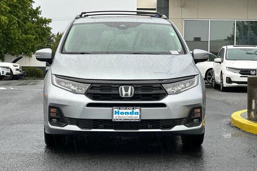 Silver 2025 Honda Odyssey Touring