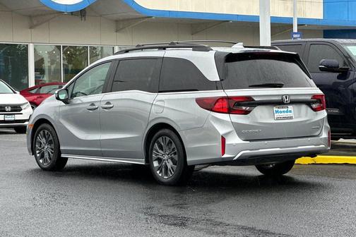 Silver 2025 Honda Odyssey Touring