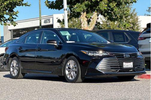 2022 Toyota Avalon XLE