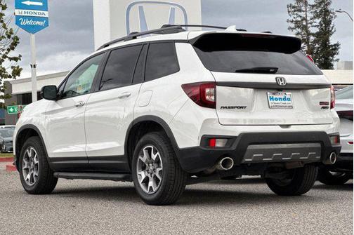 2022 Honda Passport AWD TrailSport
