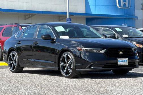 Crystal Black Pearl 2024 Honda Accord Hybrid Sport
