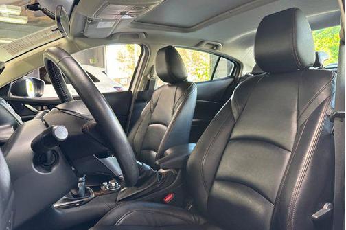 Liquid Silver Metallic 2014 Mazda Mazda3 s Grand Touring