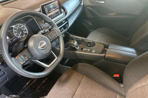 Brilliant Silver Metallic 2023 Nissan Rogue SV