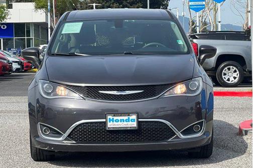 2018 Chrysler Pacifica Touring Plus
