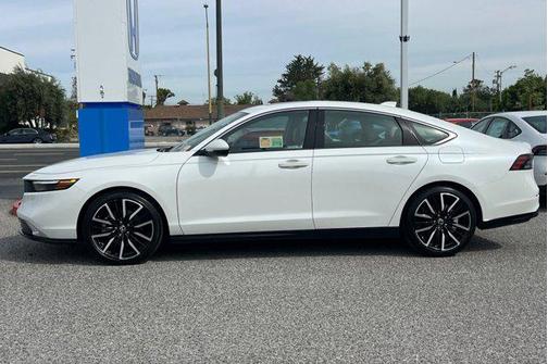 Platinum White Pearl 2023 Honda Accord Hybrid Touring