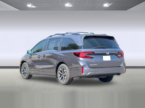 Modern Steel Metallic 2026 Honda Odyssey EX-L