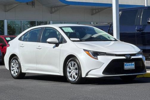 Wind Chill Pearl 2022 Toyota Corolla LE