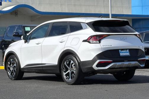 Glacial White Pearl 2024 Kia Sportage EX