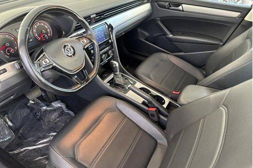 2020 Volkswagen Passat 2.0T SE