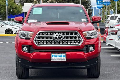 Barcelona Red Metallic 2017 Toyota Tacoma TRD Sport