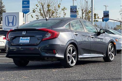 2017 Honda Civic Touring