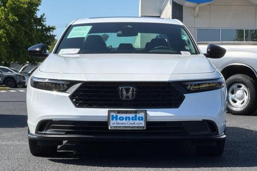 Platinum White Pearl 2023 Honda Accord Hybrid Sport